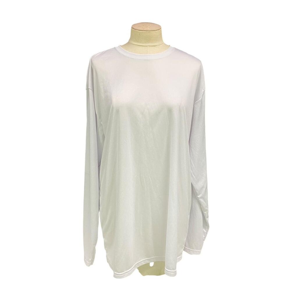 White long sleeve crew